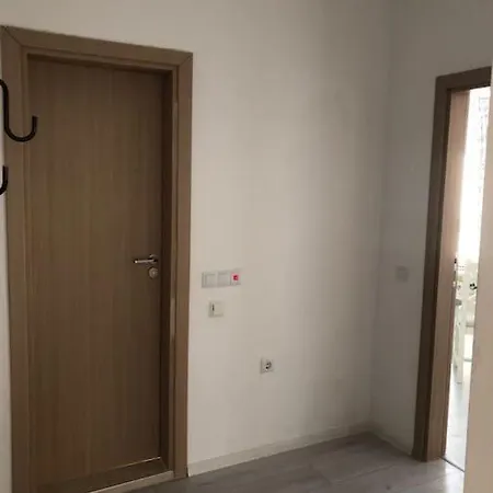 Апартамент Charming 2-room