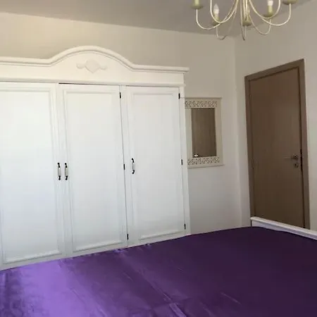 Апартамент Charming 2-room